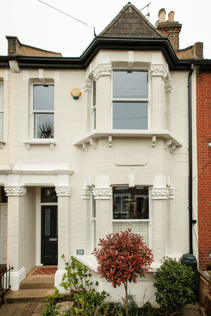How to Clean Your Sash Windows?
